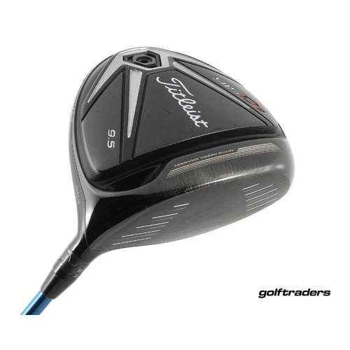 Titleist 915D2 Driver 9.5º Graphite Stiff Flex New Grip P164