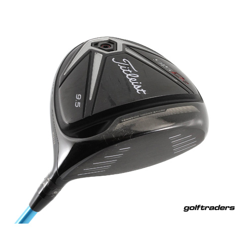 Titleist 915D2 Driver 9.5º Graphite Stiff Flex New Grip P166